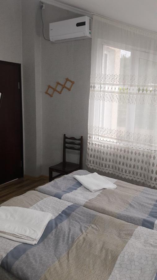 Martvili Newhotel ภายนอก รูปภาพ