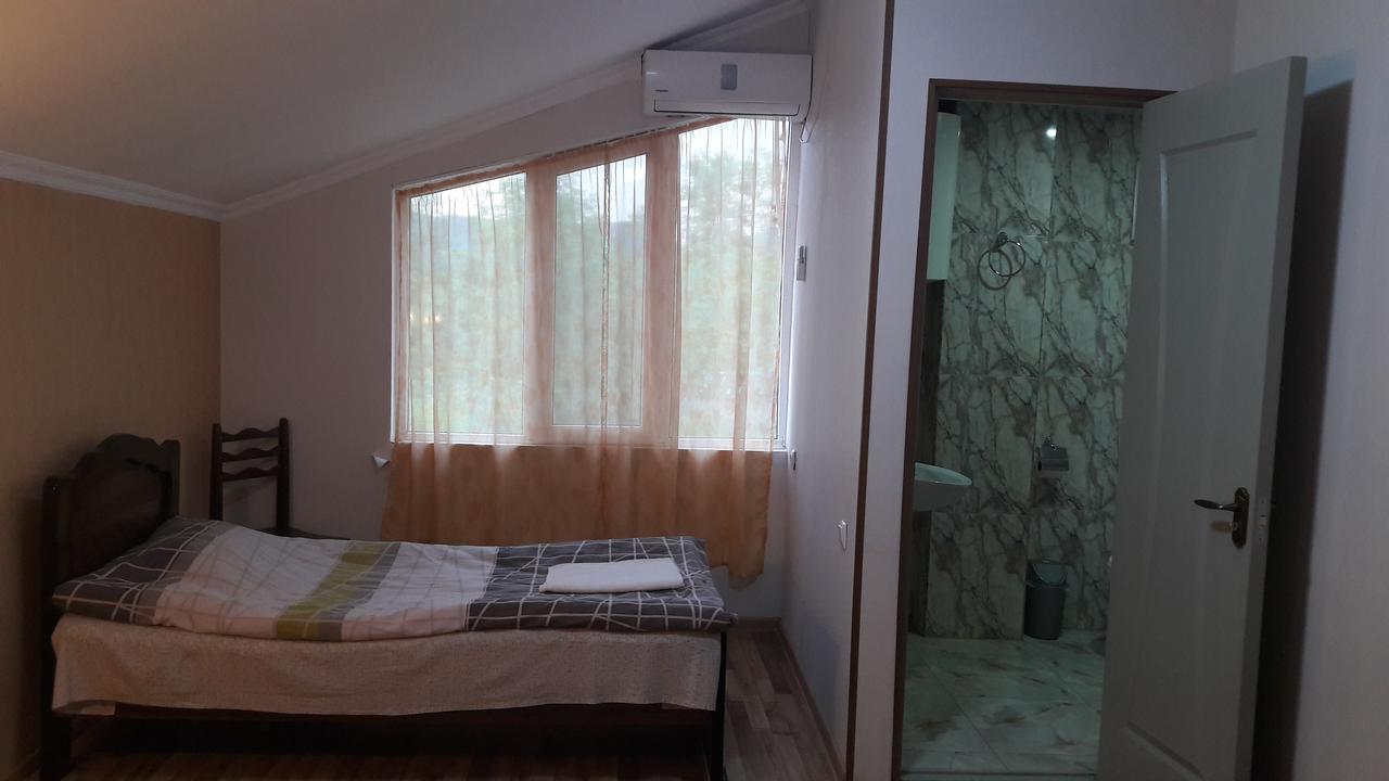 Martvili Newhotel ภายนอก รูปภาพ
